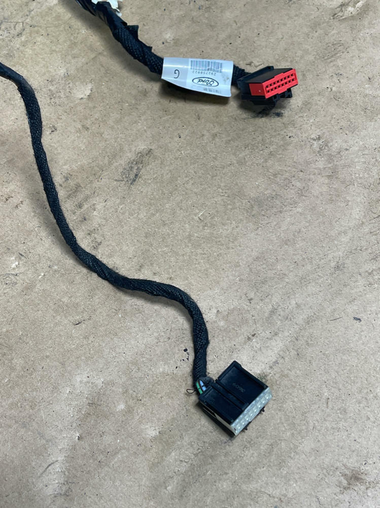 2018-23 Ford Mustang GT Convertible Sun Visor Wiring Harness 206