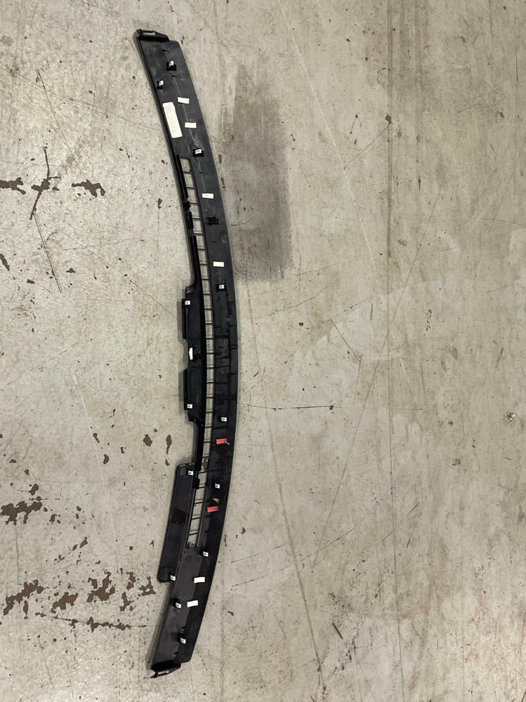 2018-23 Ford Mustang GT Dash Defroster Vent Trim 205
