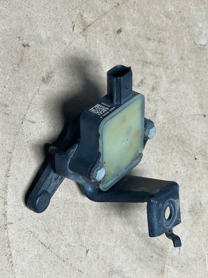 2018-23 Ford Mustang GT MagnaRide Rear Sensor *FOR PARTS ONLY* 205