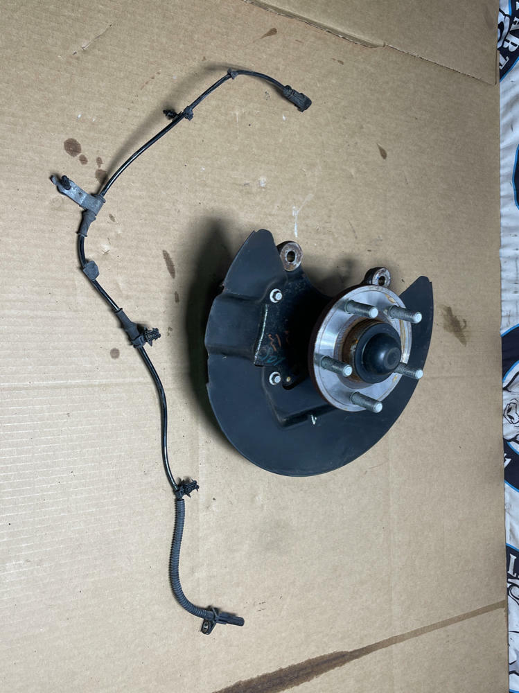 2018-23 Ford Mustang GT Right Front Knuckle Spindle Hub 207