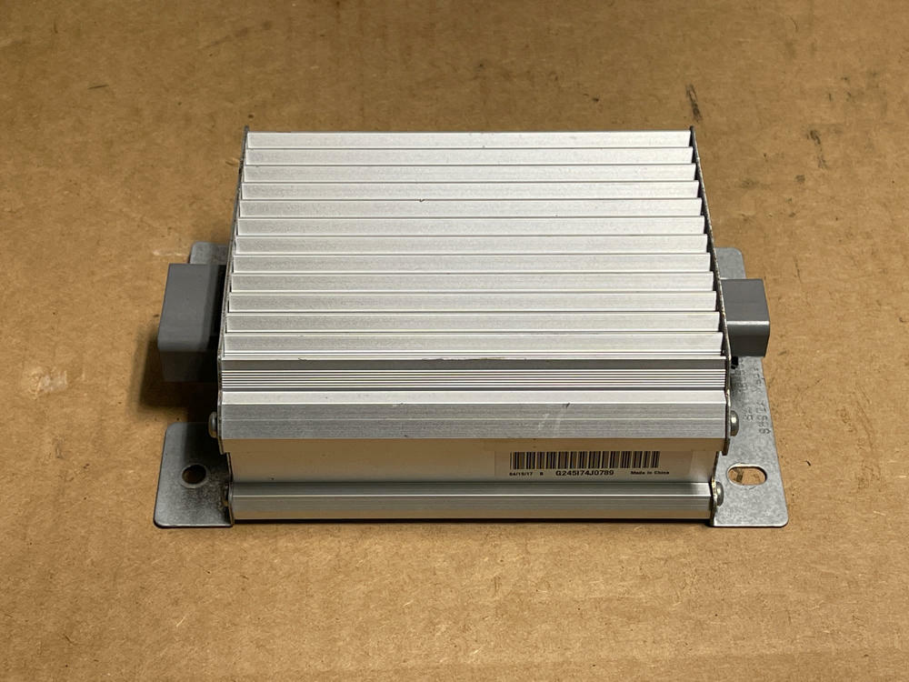 2018-23 Ford Mustang GT Audio Amplifier 207