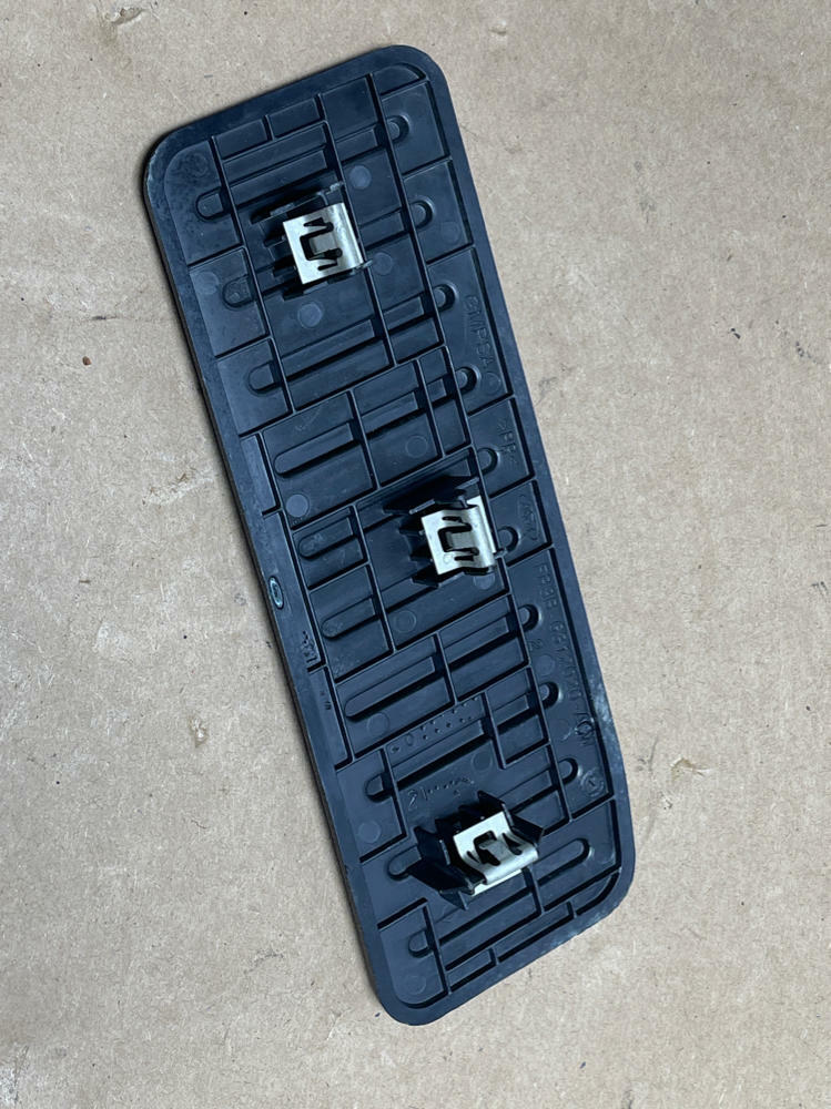 2018-23 Ford Mustang Dead Pedal 204