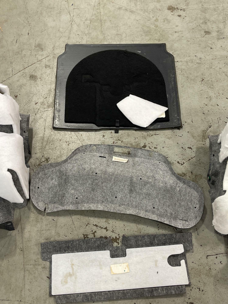 2015-17 Ford Mustang Rear Trunk Interior Set 198