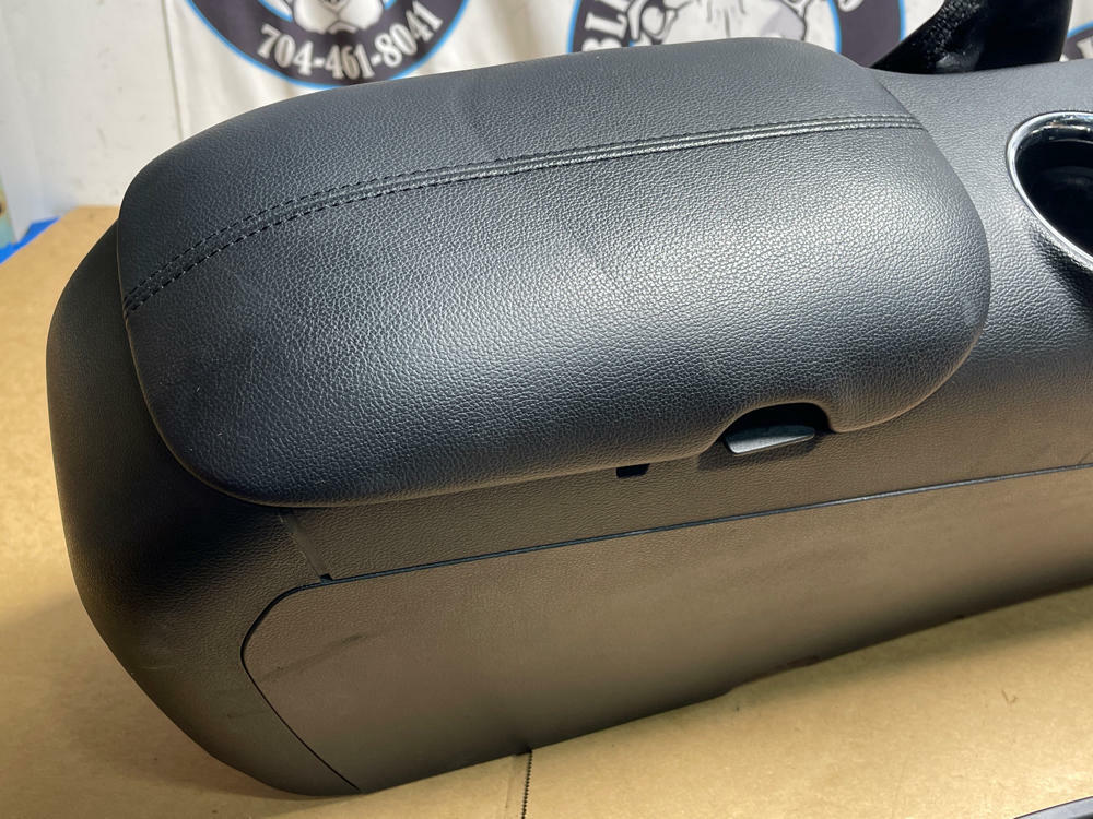 2015-17 Ford Mustang Center Console Assembly 198