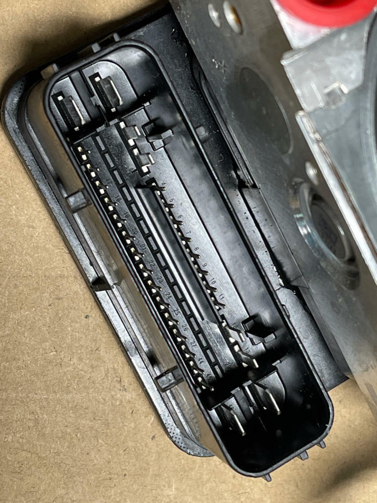 2015-17 Ford Mustang ABS Module 198