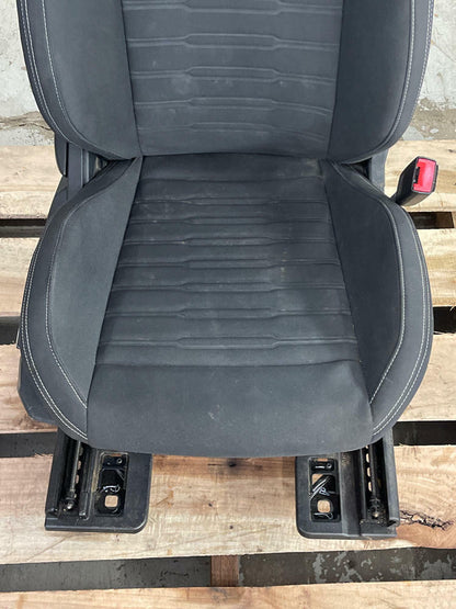 2015-17 Ford Mustang Cloth Front Passenger Seat White Stiching 198