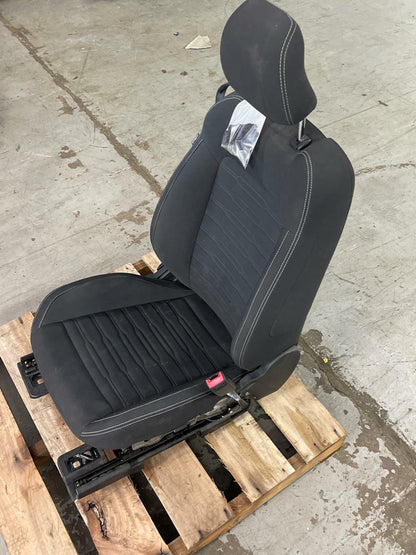 2015-17 Ford Mustang Cloth Front Passenger Seat White Stiching 198