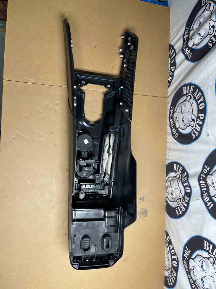 2015-17 Ford Mustang Center Console Assembly 198