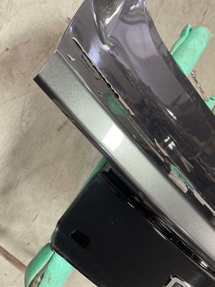 2015-17 Ford Mustang GT Decklid w/ Reverse Camera- Paint Code J7 198