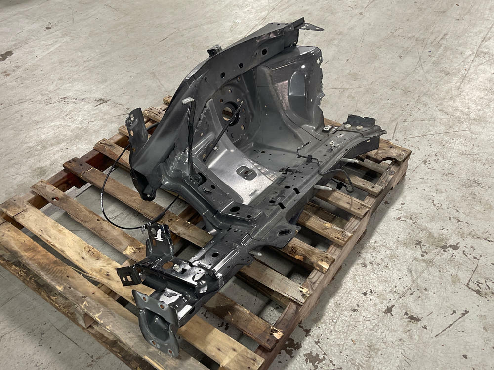 2018-23 Ford Mustang GT LH Strut Tower Clip, Paint Code- G1 BA
