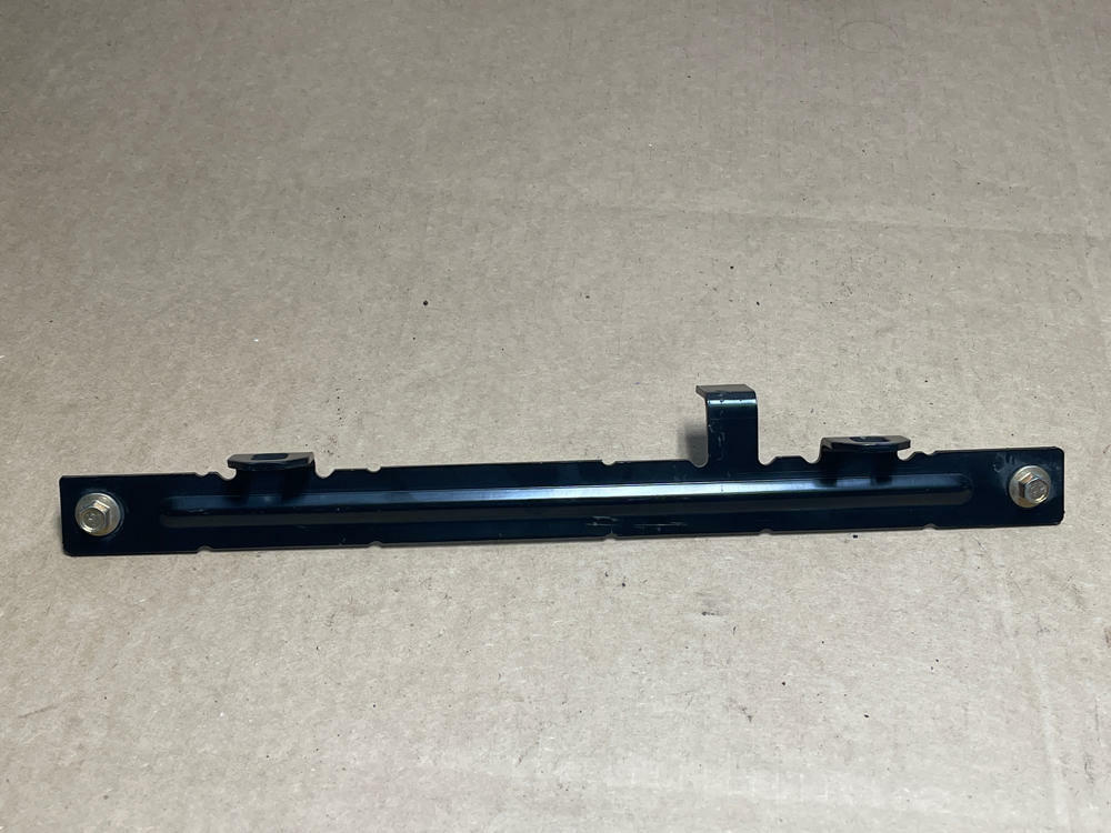 2003-04 Ford Mustang SVT Cobra Rear Driver LH Upper Seat Mount 220