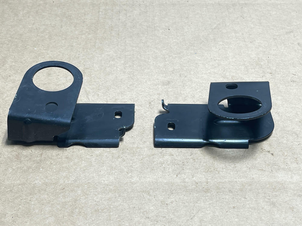 2003-04 Ford Mustang SVT Cobra Radiator Brackets 220