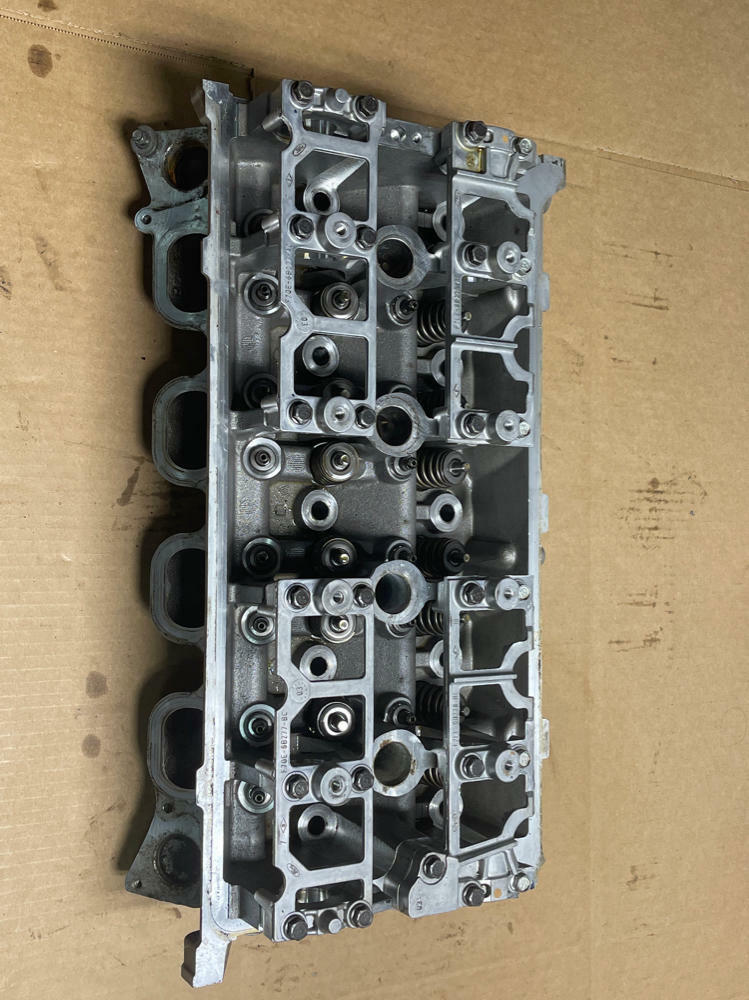 2003-04 Ford Mustang SVT Cobra Passenger 9 Thread Head Needs Repair 220