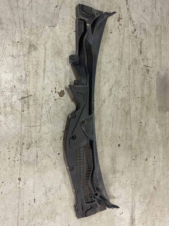 2018-23 Ford Mustang Wiper Cowl 217