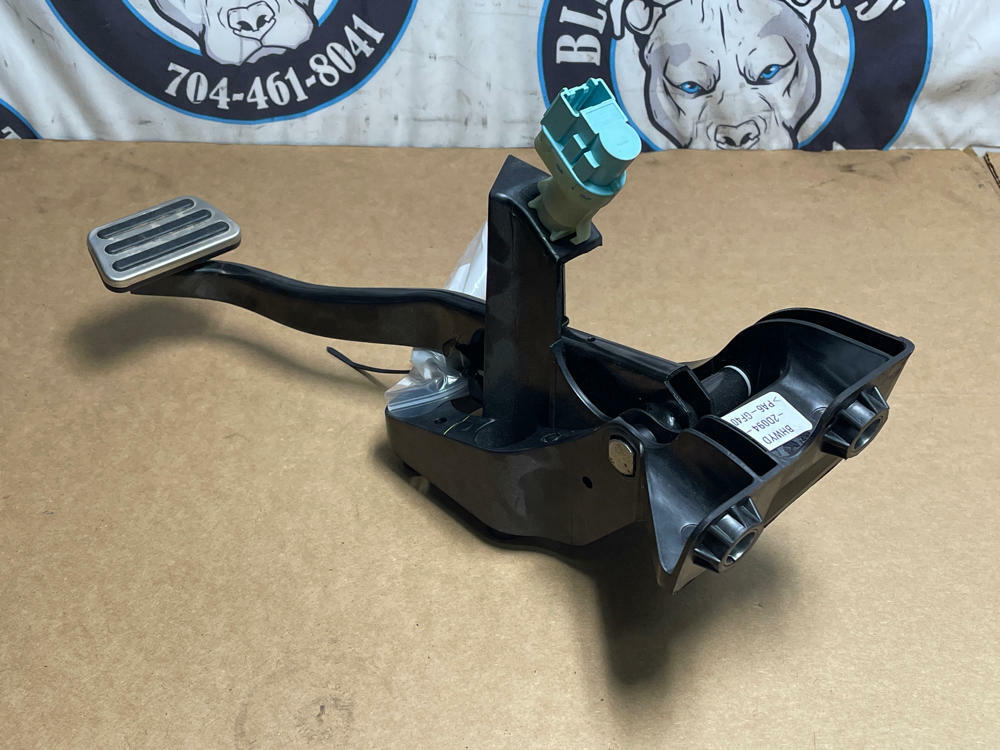 2018-23 Ford Mustang Brake Pedal Box- Out of 10R80 Car 217