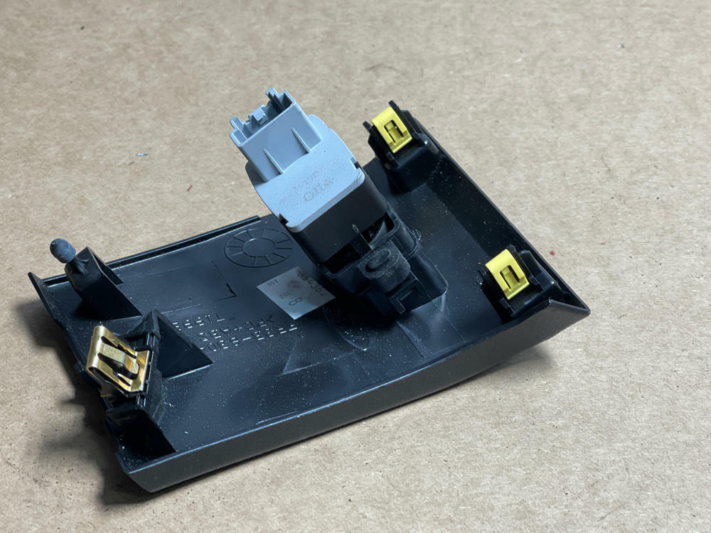 2018-23 Ford Mustang Fresh Air Nozzle 217