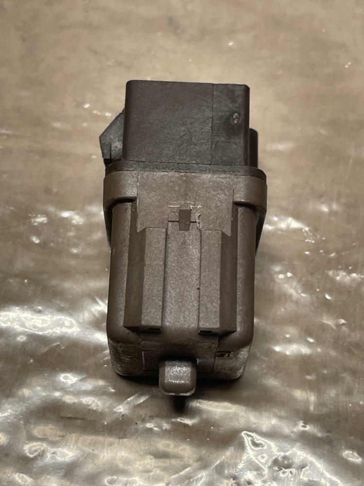 1987-93 Ford Mustang GT Horn Relay 201