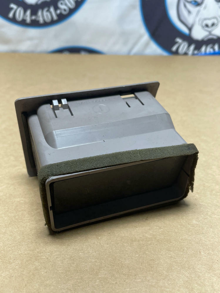 1987-93 Ford Mustang GT Passenger RH Dash HVAC Vent- Opal Grey 201