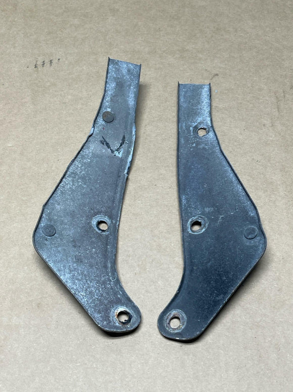1987-93 Ford Mustang GT Front Bumper Mounting Brackets Pair 201