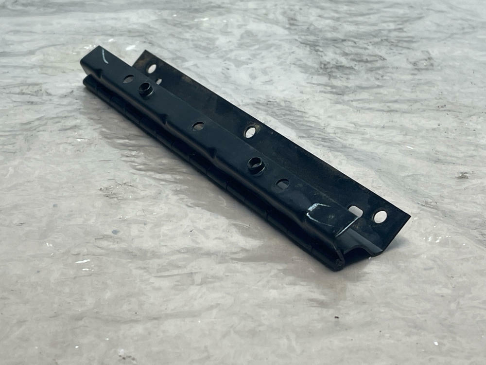 2003-04 Ford Mustang SVT Cobra Center Console Lid Hinge- w/ Hardware 208