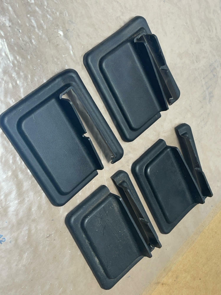 2003-04 Ford Mustang SVT Cobra Seat Bolt Covers Trim 208