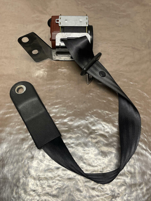 2003-04 Ford Mustang SVT Cobra Convertible Front Left Driver Seat Belt 208
