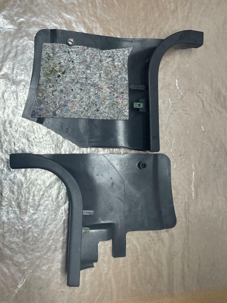 2003-04 Ford Mustang SVT Cobra Kick Panels Pair 208