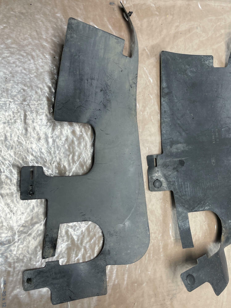 2003-04 Ford Mustang SVT Cobra Splash Shield Set 228