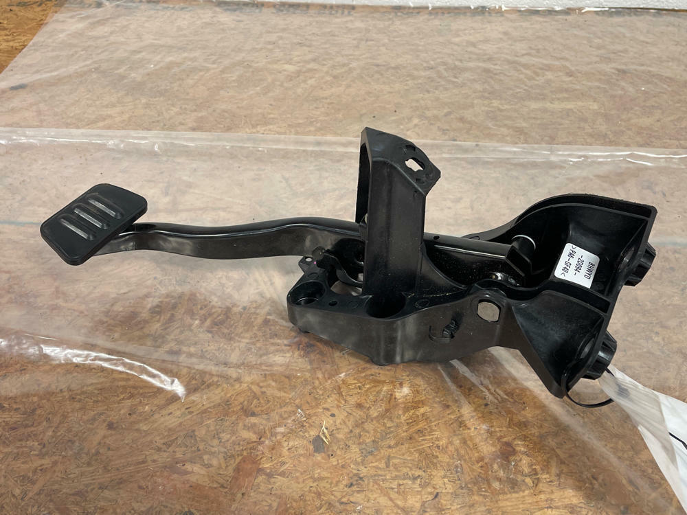 2018-23 Ford Mustang GT Brake Pedal- For 10R80 Transmission 216