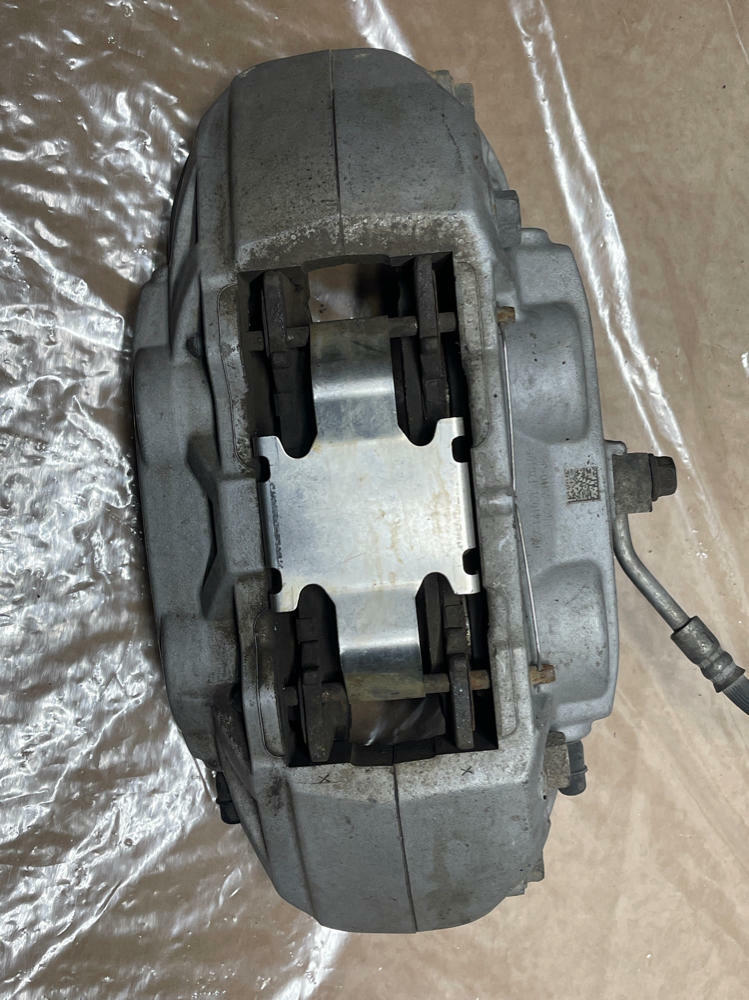 2015-17 Ford Mustang S550 GT Front RH Brake Caliper (x1) 227
