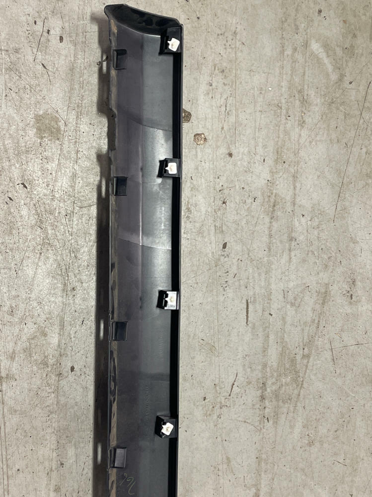 2007-09 Ford Mustang GT500 KR 1800 Miles OEM Drive LH Side Skirt Rocker 226