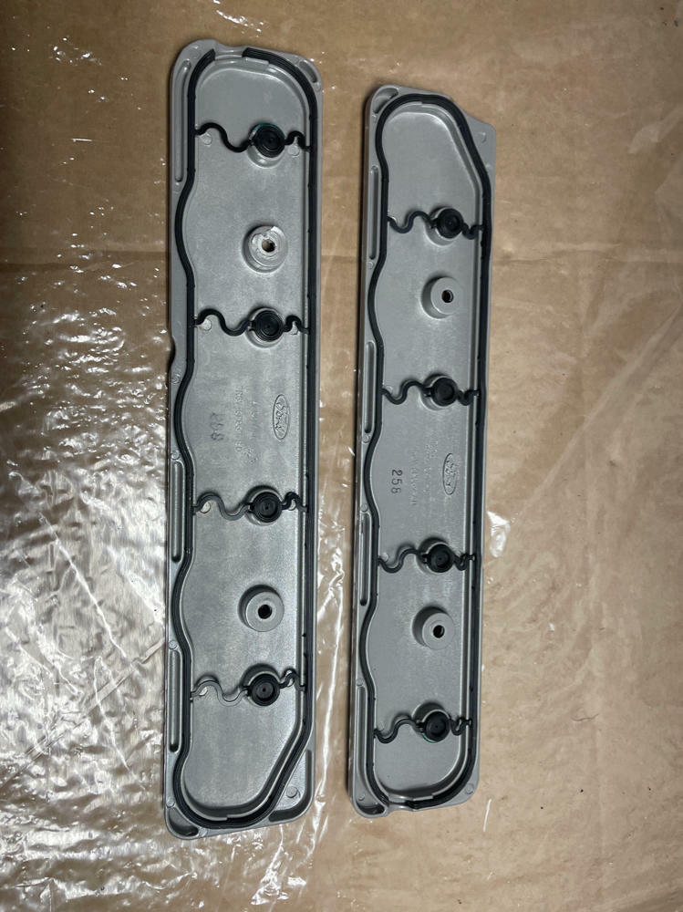 2007-09 Ford Mustang GT500 KR 1800 Miles OEM Coil Pack Covers 226
