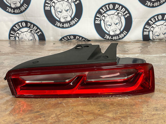 2016-23 Chevrolet Camaro SS RH Tail Light 38k Miles OEM 199