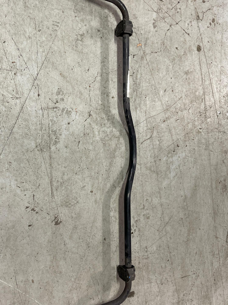 2016-23 Chevrolet Camaro SS Rear Sway Bar 38k Miles OEM 199