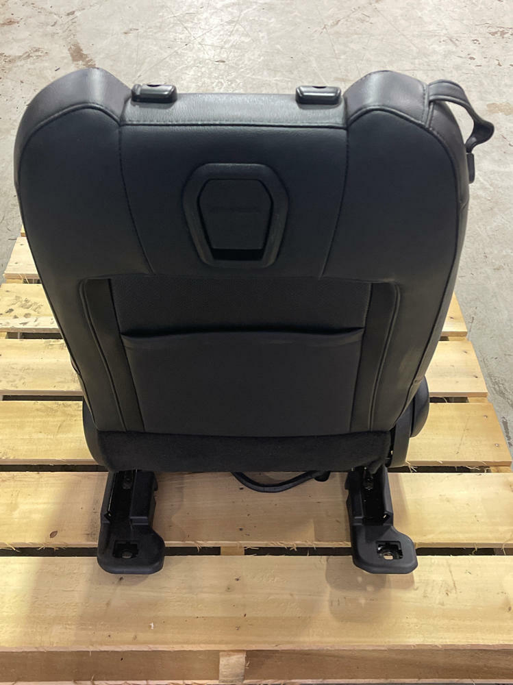 2015-17 Ford Mustang GT 5.0 S550 Passenger Seat  211