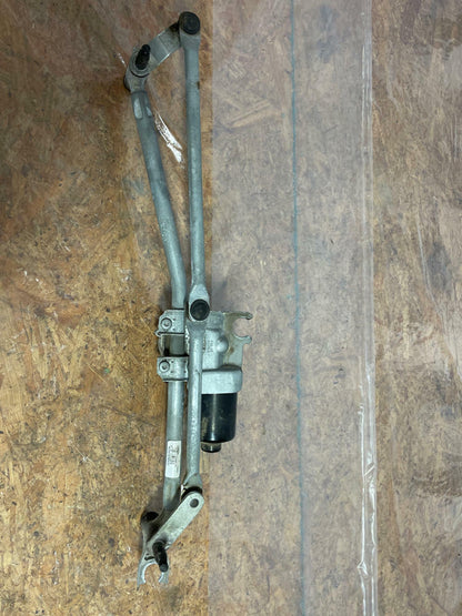 2015-17 Ford Mustang GT 5.0 S550 Wiper Motor Assembly 211