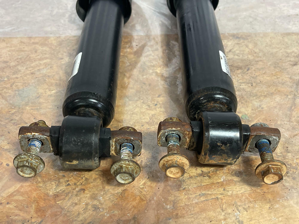 2015-17 Ford Mustang GT 5.0 S550 Rear Shocks 33k Miles 211