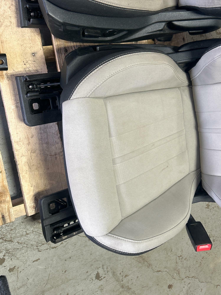 2015-23 Ford Mustang GT 5.0 Seats Cloth Front & Rear Beige 223