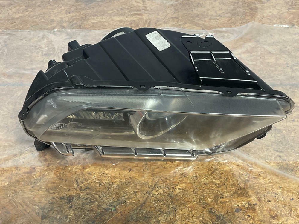 2011-14 Ford Mustang RH Passenger OEM Headlight 231