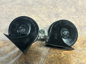 2011-14 Ford Mustang GT OEM Horns 231