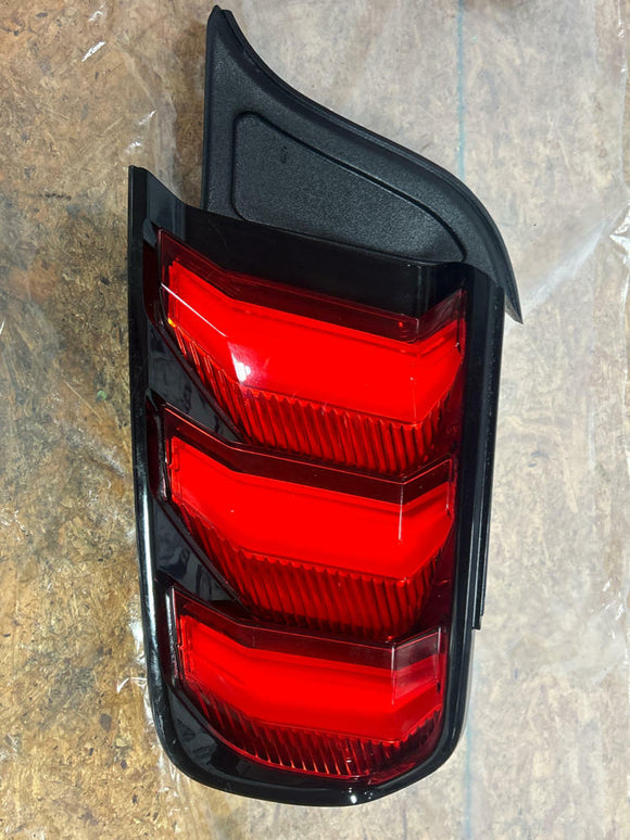 2015-23 Ford Mustang GT Passenger RH Tail Liight 254