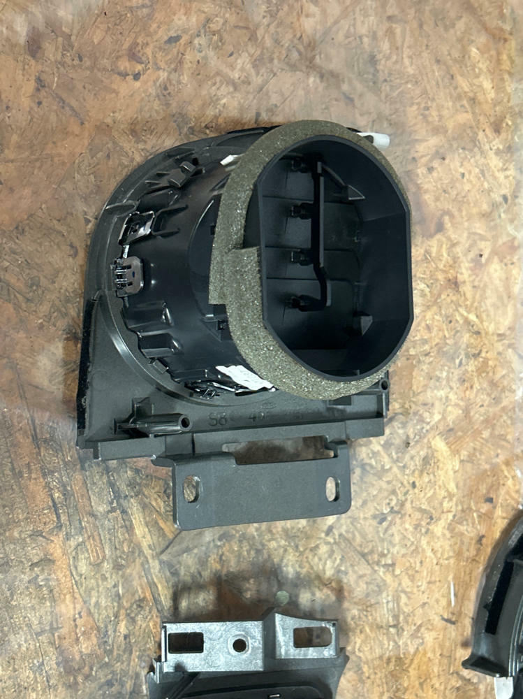 2013-14 Ford Mustang Dash Trim Driver & Passenger (BR33-63044A74-DA3AM6) 239