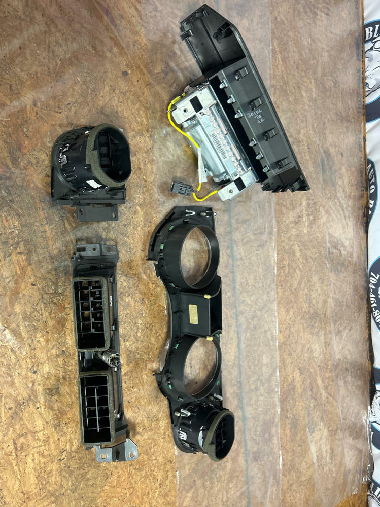 2013-14 Ford Mustang Dash Trim Driver & Passenger (BR33-63044A74-DA3AM6) 239
