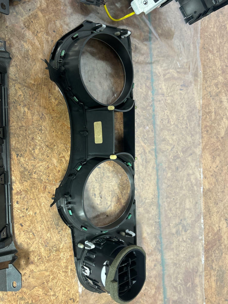 2013-14 Ford Mustang Dash Trim Driver & Passenger (BR33-63044A74-DA3AM6) 239