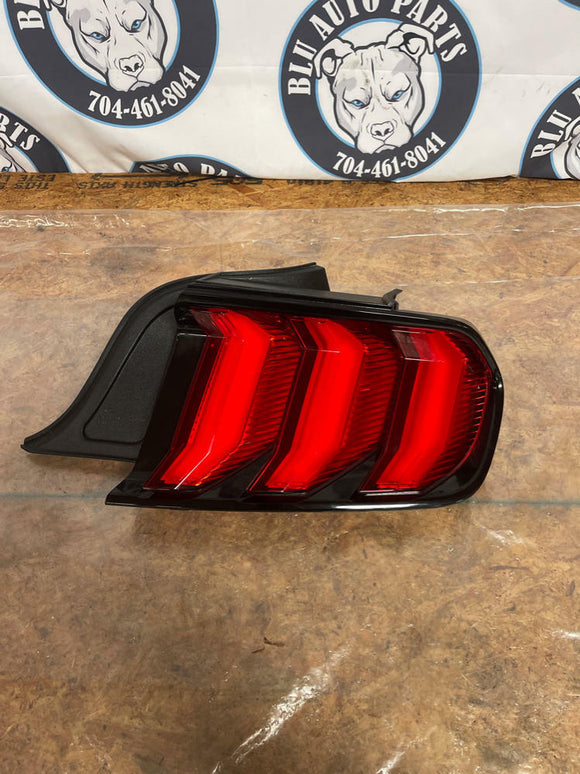 2015-23 Ford Mustang GT RH Tail Light 236