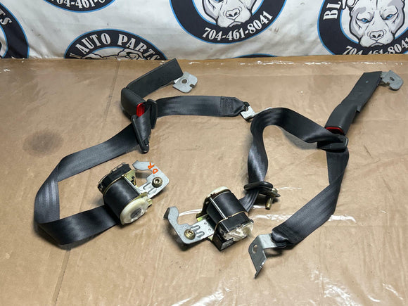 2001 Ford Mustang Bullitt Rear Seat Belt Pair- 51k Miles, for Coupe 257