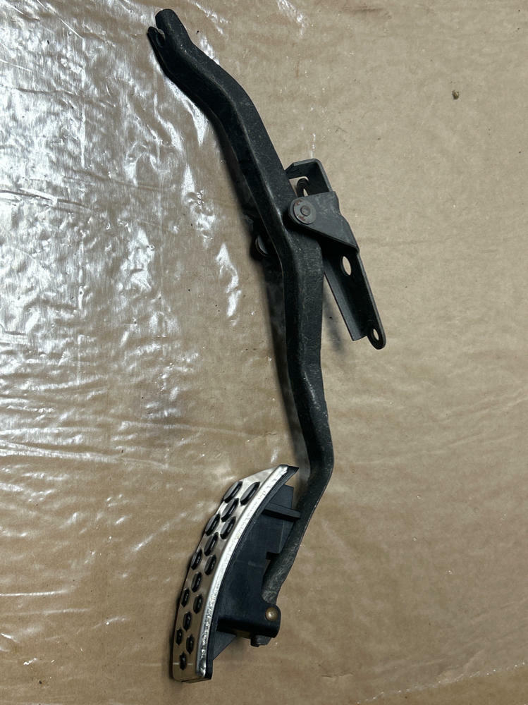 2001 Ford Mustang Bullitt Gas Pedal- 51k Miles 257