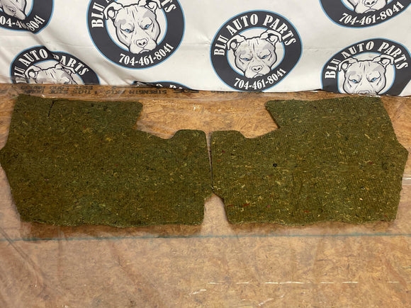 1999-04 Ford Mustang GT Bullitt Interior Quarter Panel Insulation 257