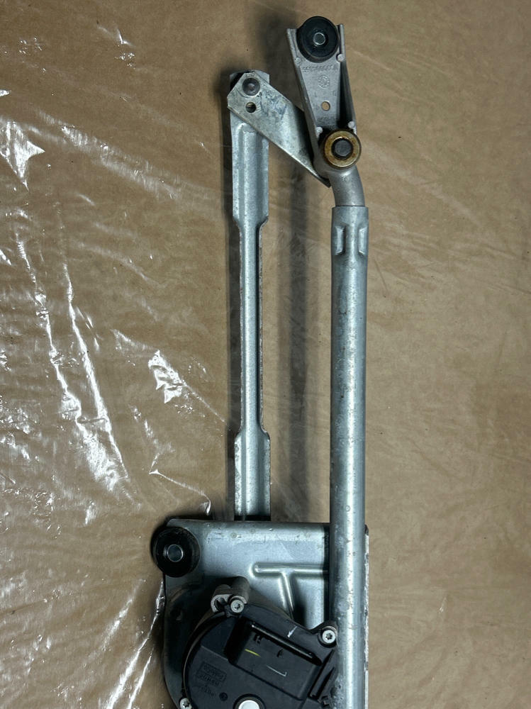 2007-09 Ford Mustang Shelby GT500 KR Wiper Arm & Motor Assem. 16k Miles 263