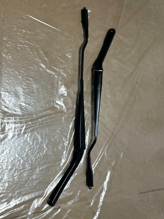2007-09 Ford Mustang Shelby GT500 KR Wiper Arm Pair- NO BLADES 263